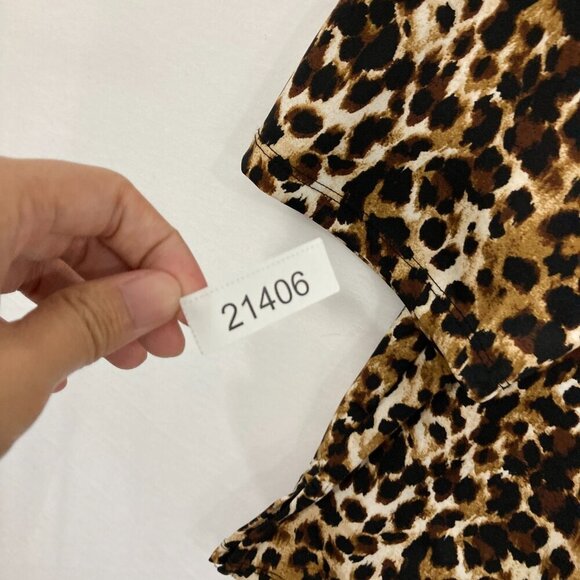 Ellen Weaver size 2X Black Brown Leopard Print Keyhole Stretch Knit Pullover Top - Picture 10 of 10